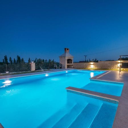Poolincluded - Holiday Home Maslina Lisane Ostrovicke 외부 사진